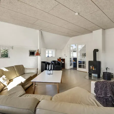 Strandgård I Vrist Nær Vesterhavet Sj390 *